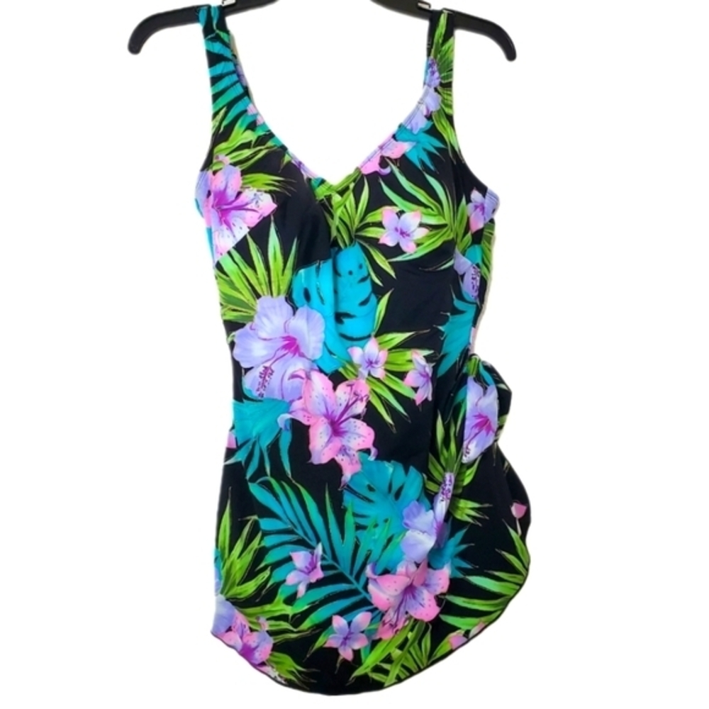Roxanne Women's V-Neck Sarong One Piece Swimsuit Bra Size 36C